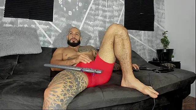 leonidas 18k online show from 03/28/26, 03:46