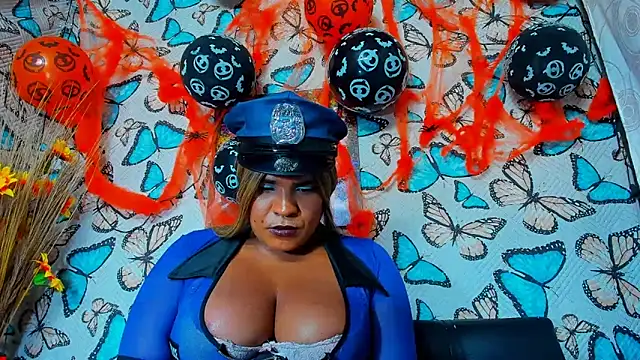 luciana osorno online show from 11/01/25, 12:17