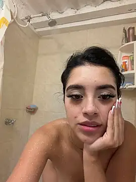 Victoria adaams online show from 03/03/26, 11:39