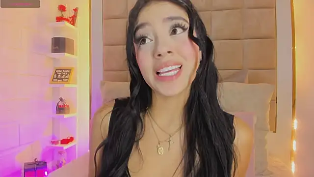 Victoria adaams online show from 04/03/26, 11:27