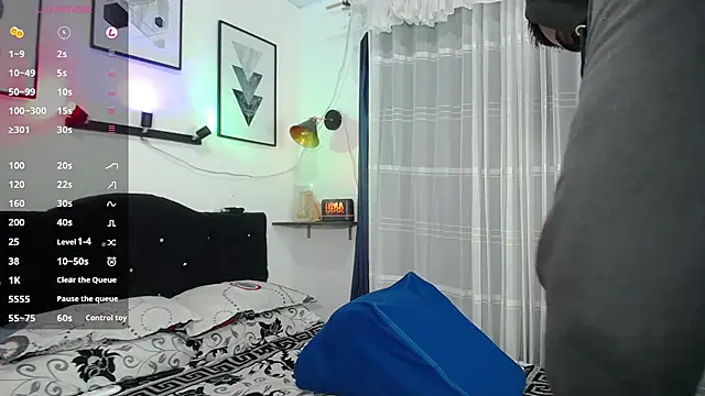 Tomas and liam online show from 03/06/25, 05:14