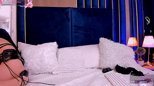 VanessaAngel online show from 09/29/25, 06:09