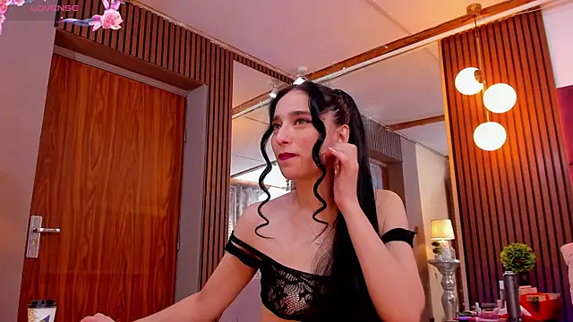 VanessaAngel online show from 06/05/26, 06:52