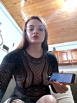 Emmacut online show from 09/24/25, 01:06