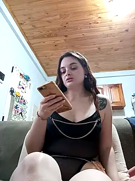 Emmacut online show from 10/09/25, 01:11