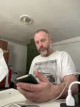 GHsveter online show from 05/02/26, 06:51