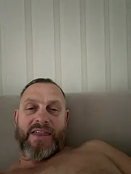 Snapshot of GHsveter chatting on 07/11/26, 11:10 GHsveter online show from 07/11/26, 11:10