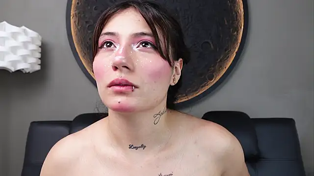 miss sharlotte18 online show from 04/09/26, 06:03