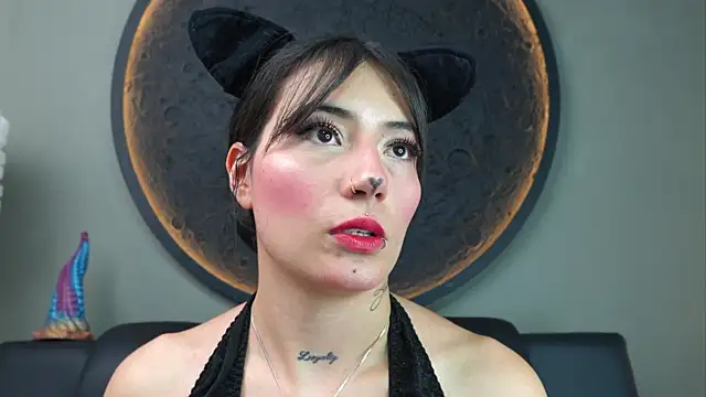 miss sharlotte18 online show from 10/27/25, 06:09