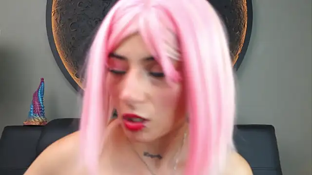 miss sharlotte18 online show from 10/28/25, 06:07