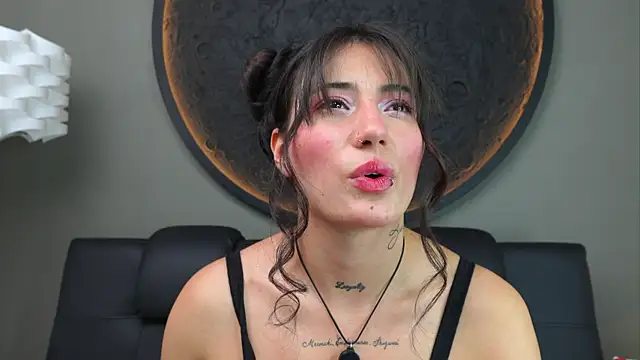 miss sharlotte18 online show from 10/02/25, 06:11