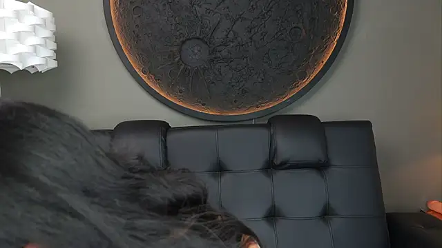 miss vaiolette online show from 11/20/25, 11:11