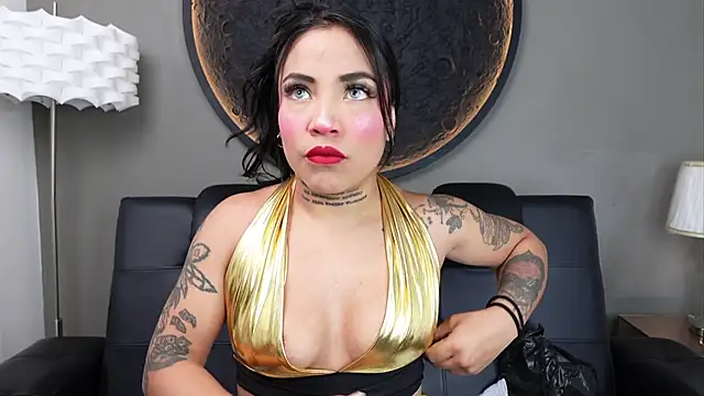 miss vaiolette online show from 04/13/26, 11:03