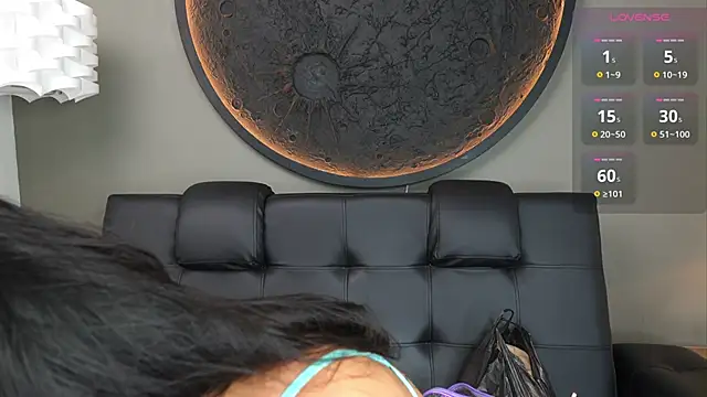 miss vaiolette online show from 11/10/25, 11:04