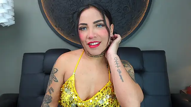 miss vaiolette online show from 11/29/25, 11:21