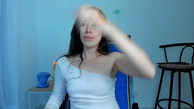 Snapshot of Amatiista chatting on 03/04/25, 11:22 Amatiista online show from 03/04/25, 11:22