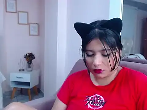 annylouis online show from 02/11/25, 01:41