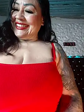 Snapshot of kittyhotass1 chatting on 06/26/26, 05:24 kittyhotass1 online show from 06/26/26, 05:24