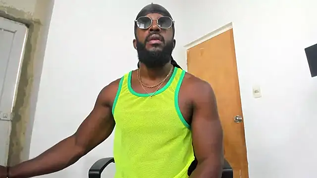 Snapshot of DaleHamilton chatting on 01/28/25, 03:04 DaleHamilton online show from 01/28/25, 03:04