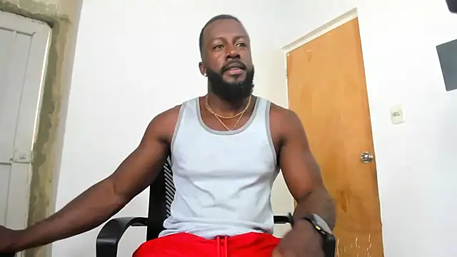 Snapshot of DaleHamilton chatting on 01/15/25, 04:21 DaleHamilton online show from 01/15/25, 04:21