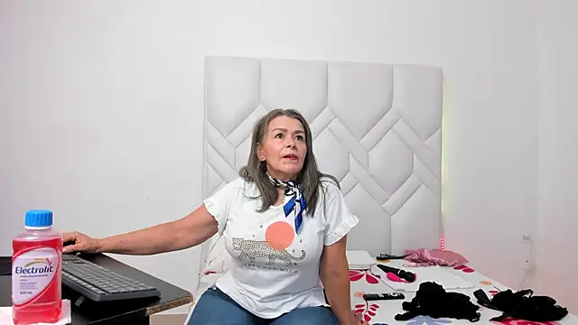 Mature Hard online show from 10/01/25, 08:57