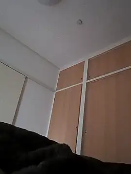 lioncake1221 online show from 06/20/26, 12:48