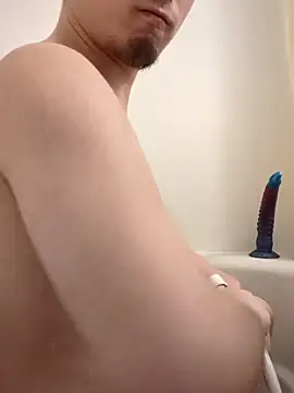 lioncake1221 online show from 04/05/26, 04:57