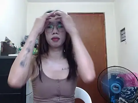 Snapshot of AsianFuckBuddies chatting on 10/23/25, 03:05 AsianFuckBuddies online show from 10/23/25, 03:05