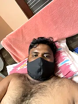 Snapshot of pavanappi098 chatting on 09/25/25, 03:18 pavanappi098 online show from 09/25/25, 03:18