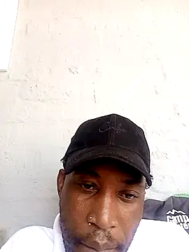 Snapshot of chef-dudi012 chatting on 10/17/25, 12:18 chef-dudi012 online show from 10/17/25, 12:18