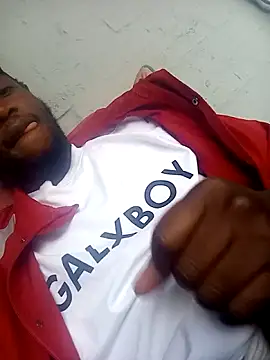 Snapshot of chef-dudi012 chatting on 02/13/26, 05:18 chef-dudi012 online show from 02/13/26, 05:18