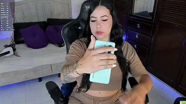 Bianka olivetto021 online show from 12/17/25, 02:38