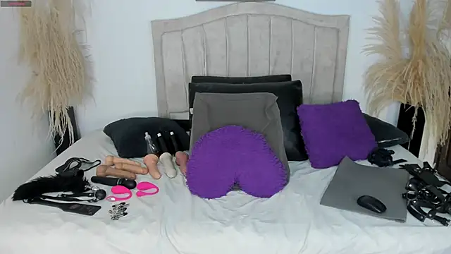 Snapshot of Bianka_olivetto021 chatting on 02/27/26, 01:50 Bianka olivetto021 online show from 02/27/26, 01:50