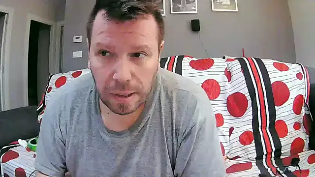 txan9876 online show from 11/23/25, 10:58