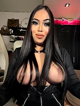 BigDominaMia online show from 11/02/25, 02:22