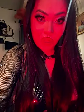 BigDominaMia online show from 01/08/26, 01:44