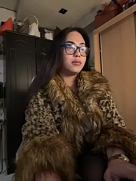 BigDominaMia online show from 04/23/26, 12:39