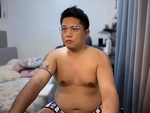 Panda        online show from 07/14/26, 01:39