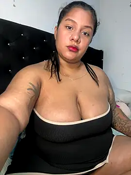 Snapshot of Edithxxx1 chatting on 09/19/25, 10:14 Edithxxx1 online show from 09/19/25, 10:14