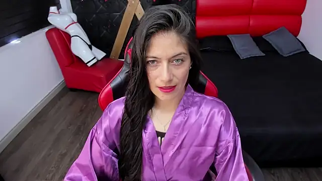 Snapshot of AnnyMilet_ chatting on 05/28/26, 02:12 AnnyMilet online show from 05/28/26, 02:12