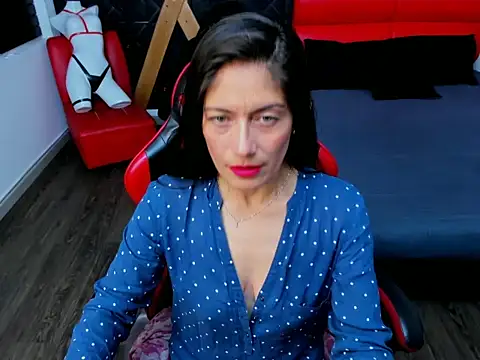 AnnyMilet  online show from 07/02/26, 01:28