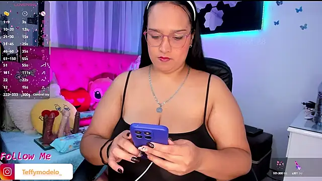 Snapshot of Teffy__xxx chatting on 02/23/25, 10:31 Teffy xxx online show from 02/23/25, 10:31