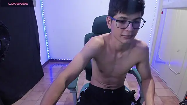 GoldenProject online show from 03/11/25, 03:04