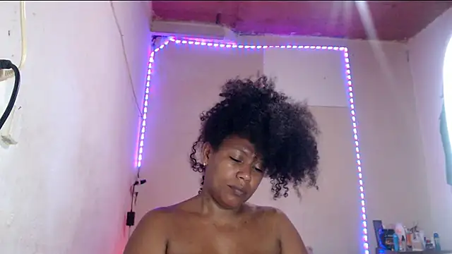 Snapshot of cherry_cleou chatting on 03/01/26, 05:29 cherry cleou online show from 03/01/26, 05:29