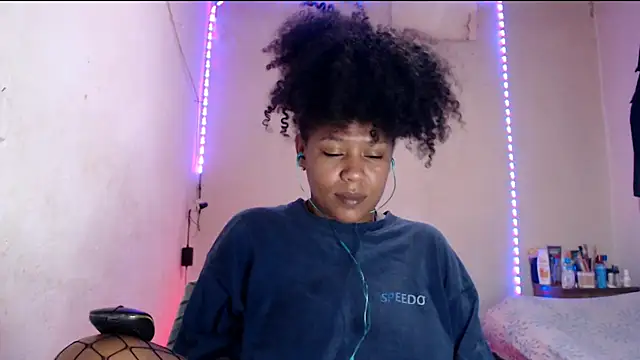 Snapshot of cherry_cleou chatting on 02/07/26, 04:59 cherry cleou online show from 02/07/26, 04:59