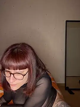 callmelouve online show from 03/02/25, 08:14