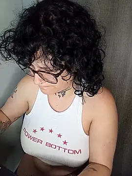 callmelouve online show from 10/20/25, 03:12