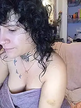 callmelouve online show from 10/02/25, 07:45