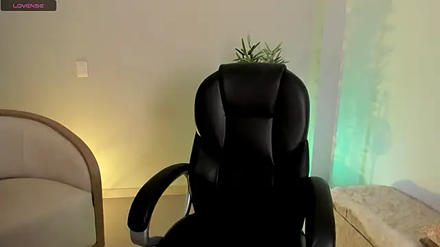 NiaBennet  online show from 01/10/26, 09:10