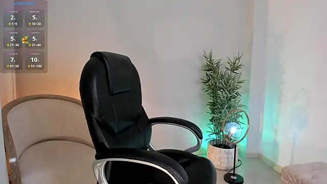 NiaBennet  online show from 11/19/25, 01:05